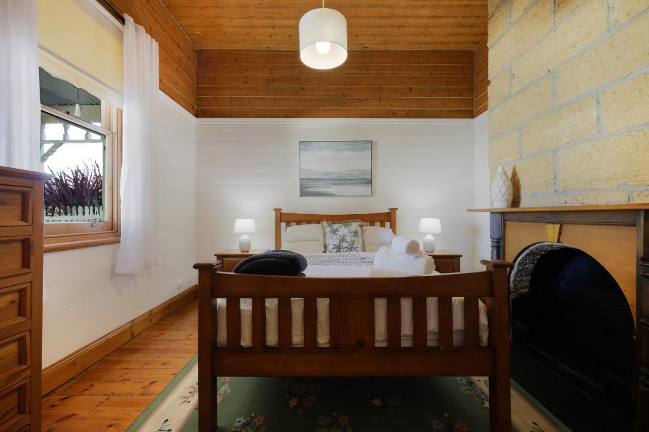 Possum Place Villa วอร์นามบูล ภายนอก รูปภาพ